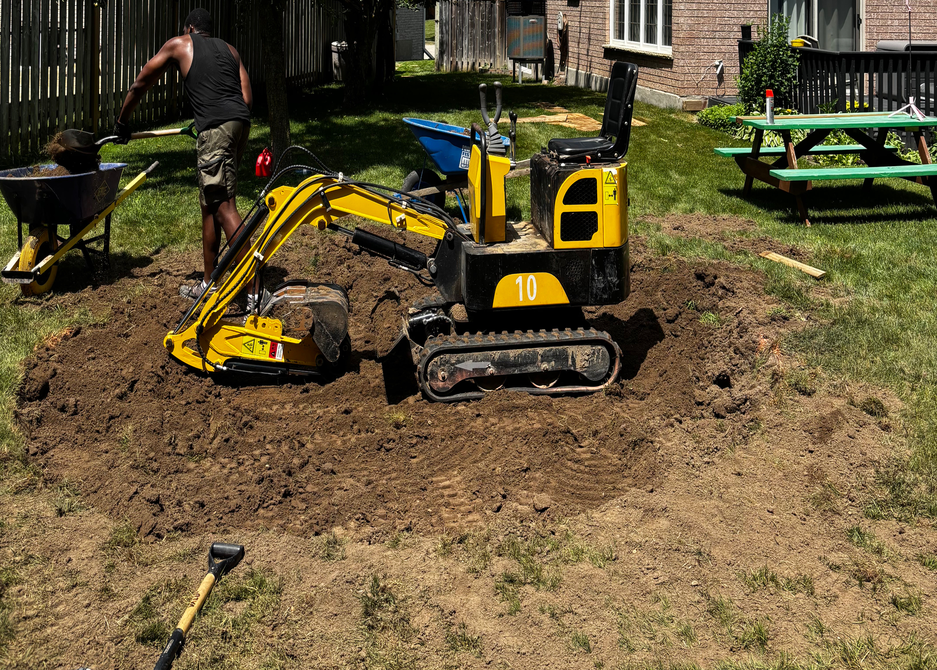 landscaping services thumb